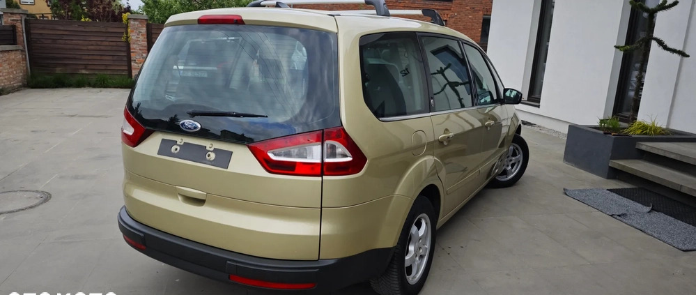 Ford Galaxy cena 22700 przebieg: 201105, rok produkcji 2007 z Poznań małe 529